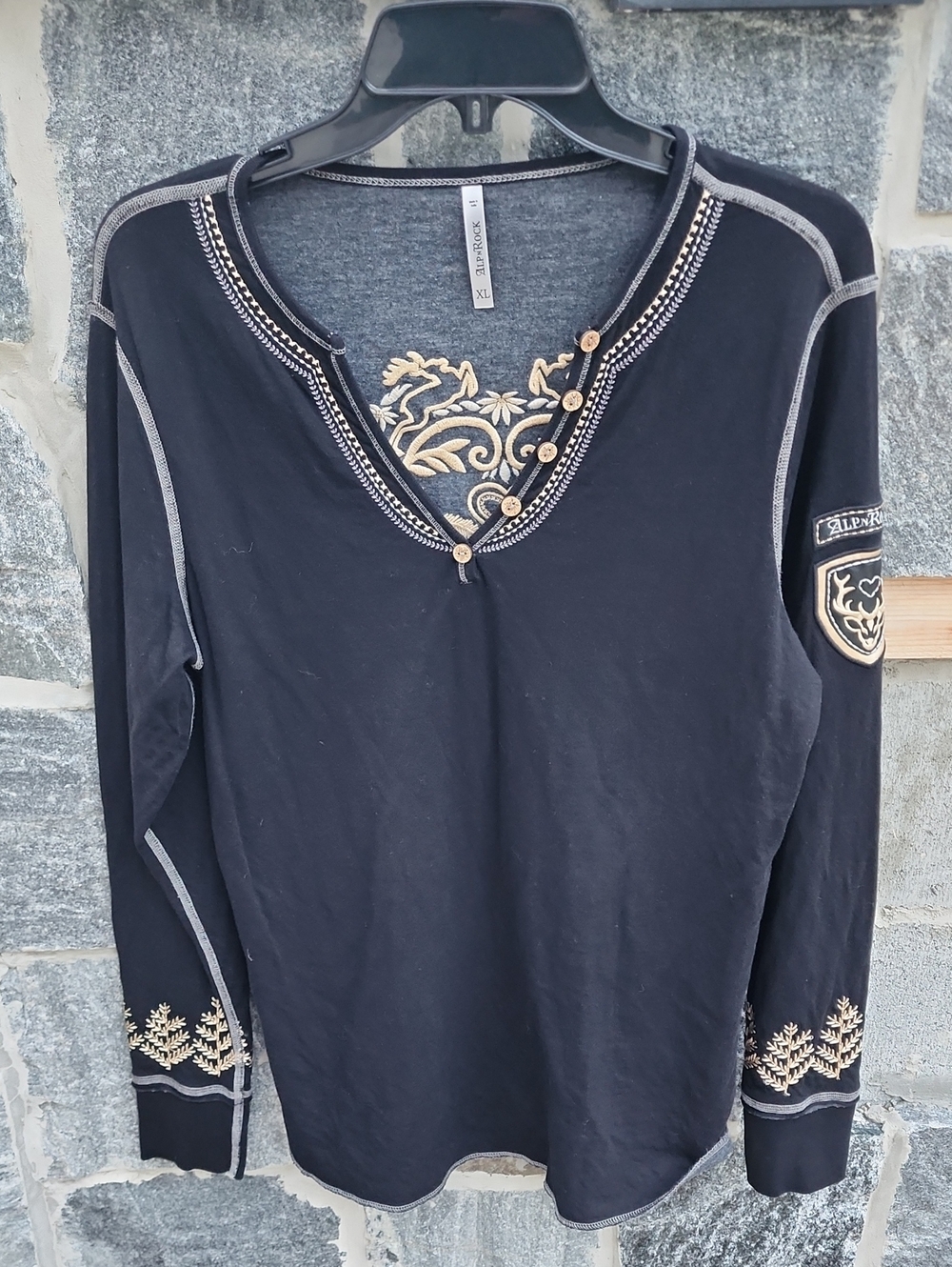 Alp N Rock Black Long-Sleeve Embroidered V-Neck Top with Gold Accents size XL